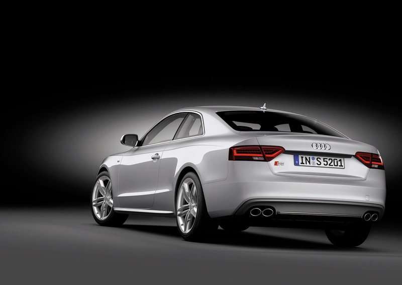 2011-audi-s5-coupe_6
