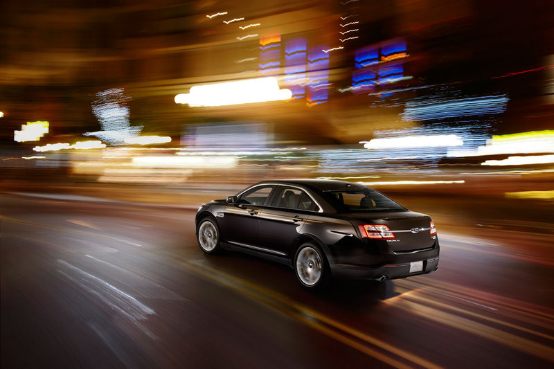 2013-ford-taurus-limited_2