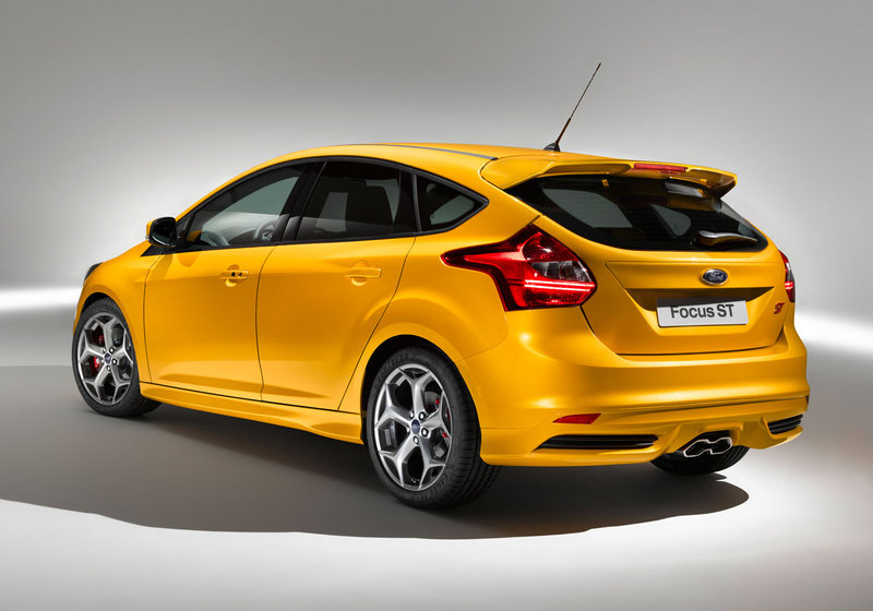 ford_focus_st_2012-2