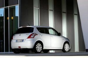 picture 2011 Suzuki Swift