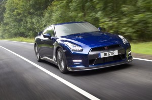 official photo 2011 nissan gt-r